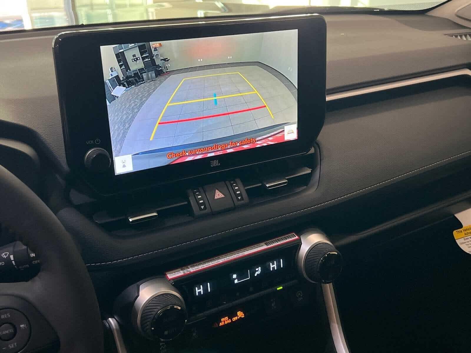 Thumbnail: 2025 Toyota RAV4 - 25