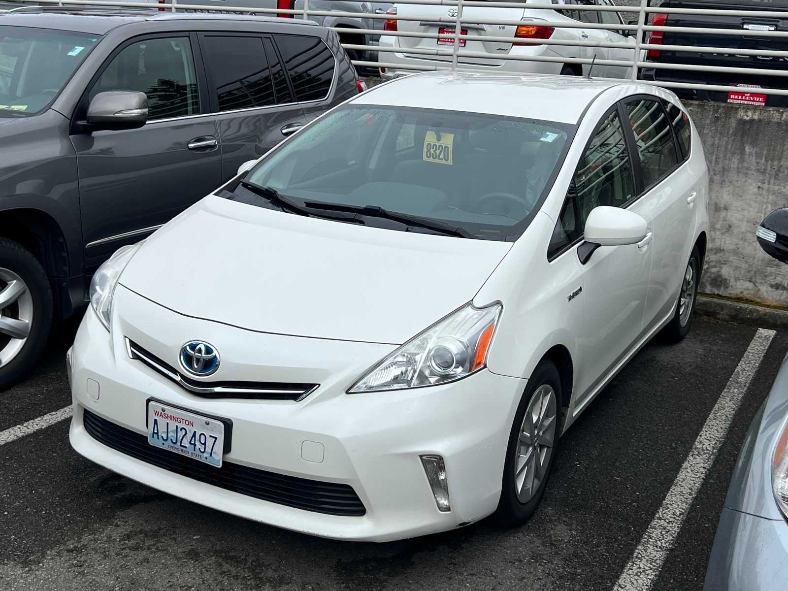 2012 Toyota Prius v Three -
                  Bellevue, WA