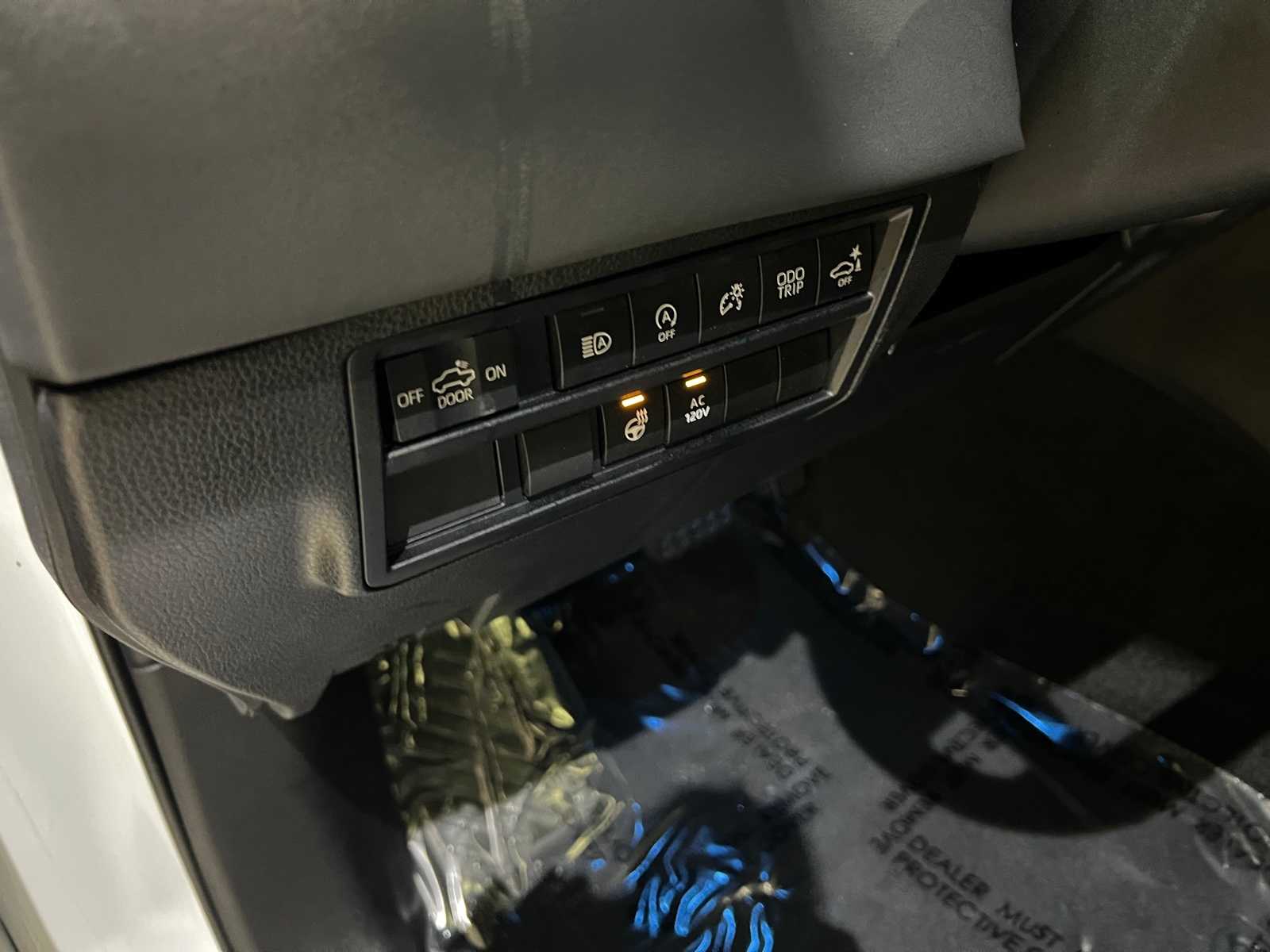 Thumbnail: 2024 Toyota Tundra - 16