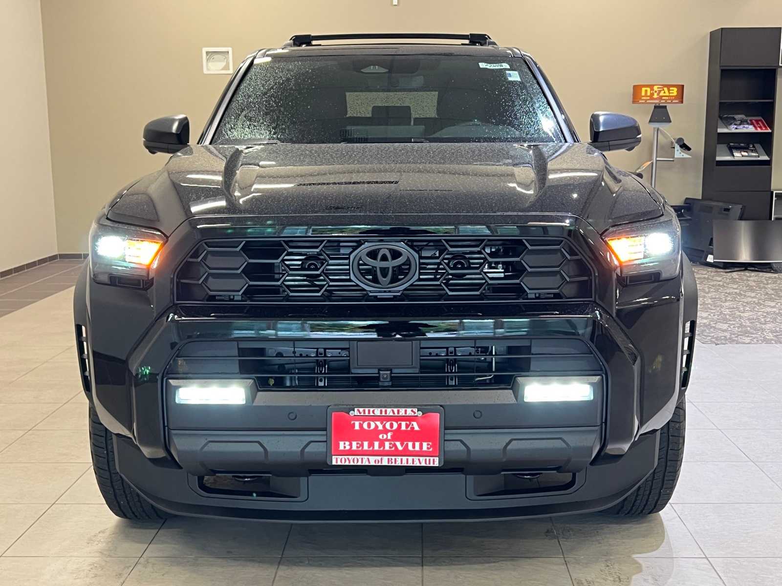 Thumbnail: 2025 Toyota 4Runner - 8