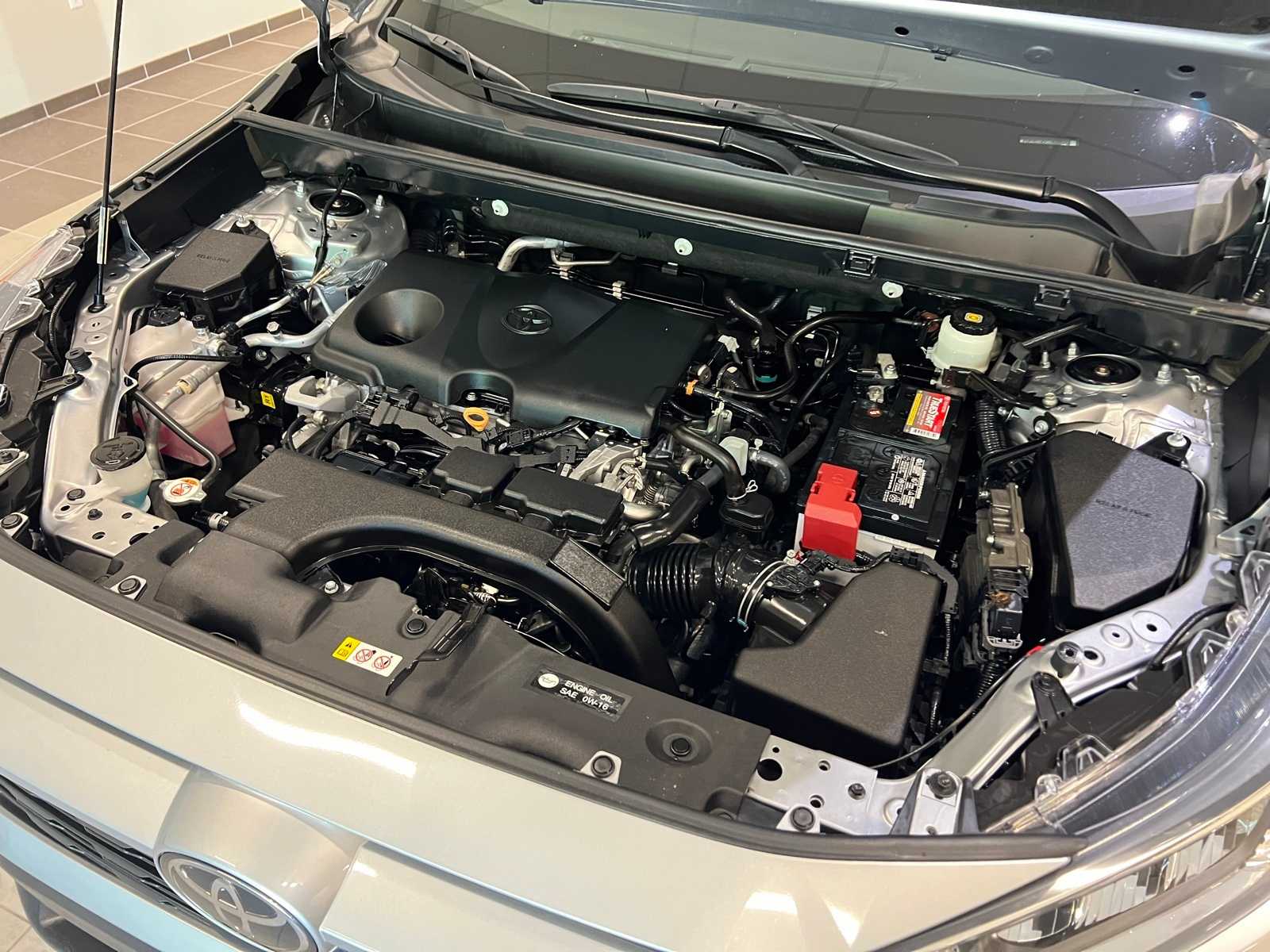 Thumbnail: 2021 Toyota RAV4 - 9