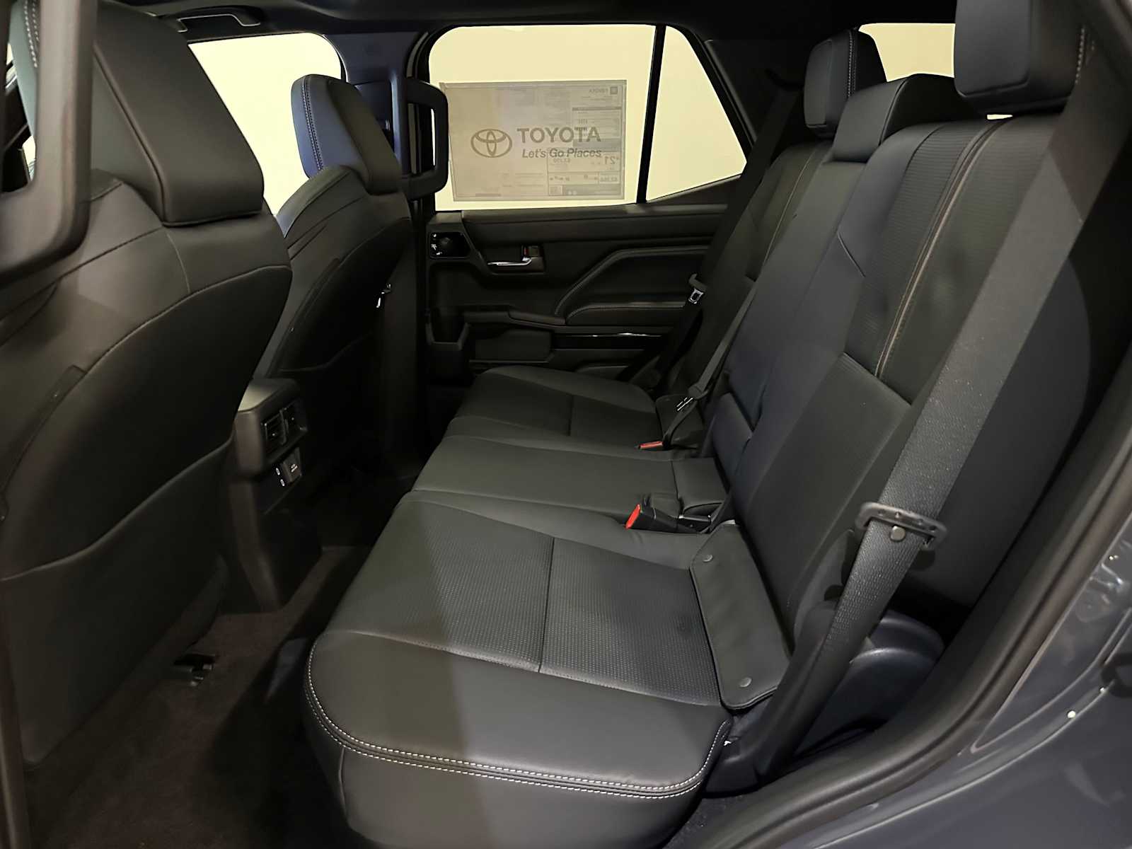 Thumbnail: 2026 Toyota 4Runner - 23