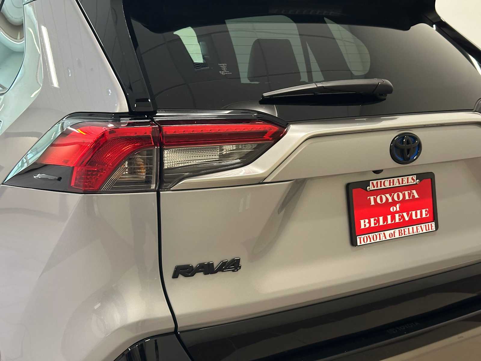 Thumbnail: 2024 Toyota RAV4 - 7