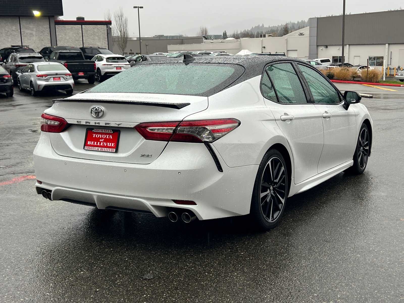 Thumbnail: 2018 Toyota Camry - 7