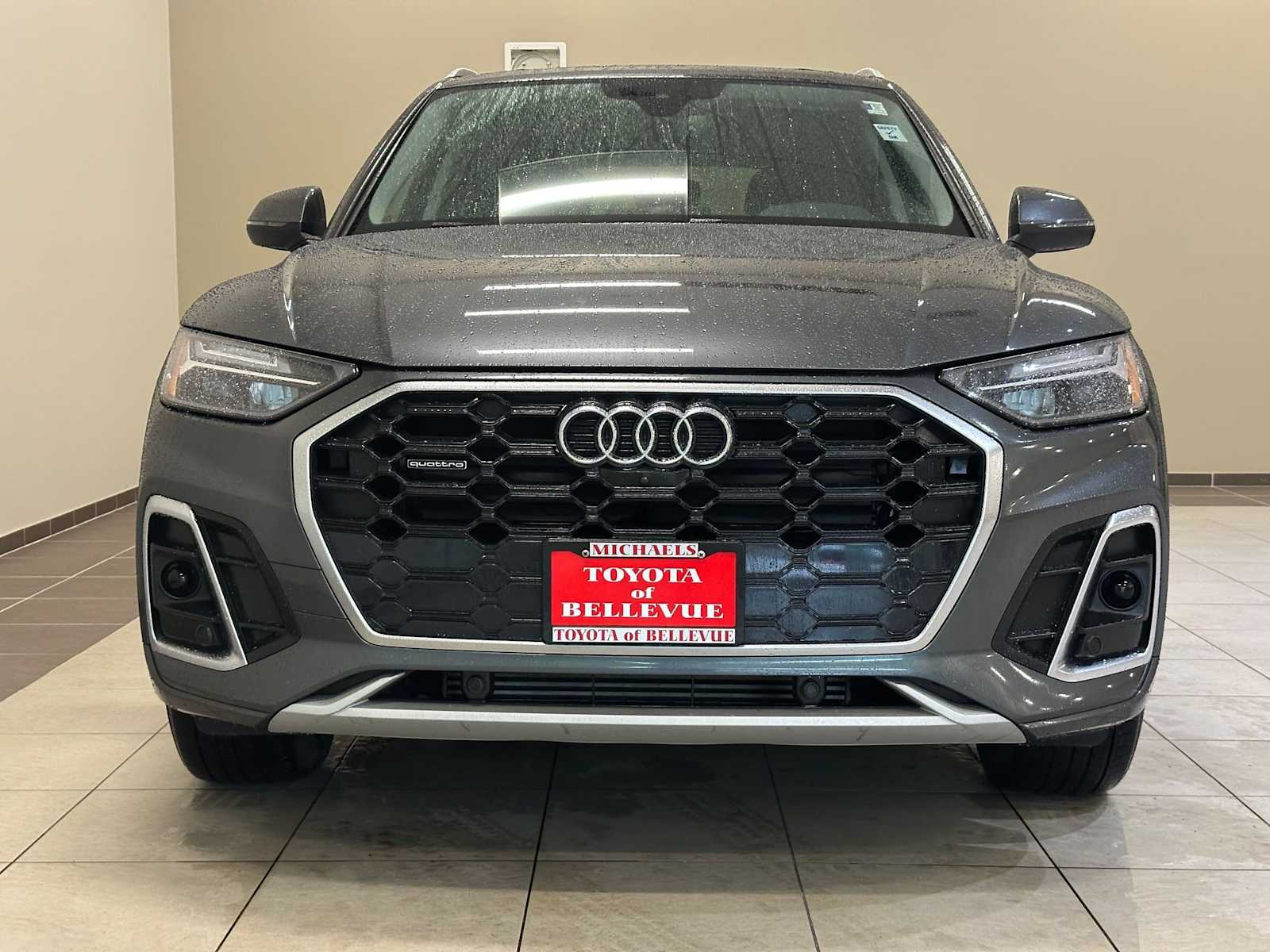 Thumbnail: 2022 Audi Q5 - 6