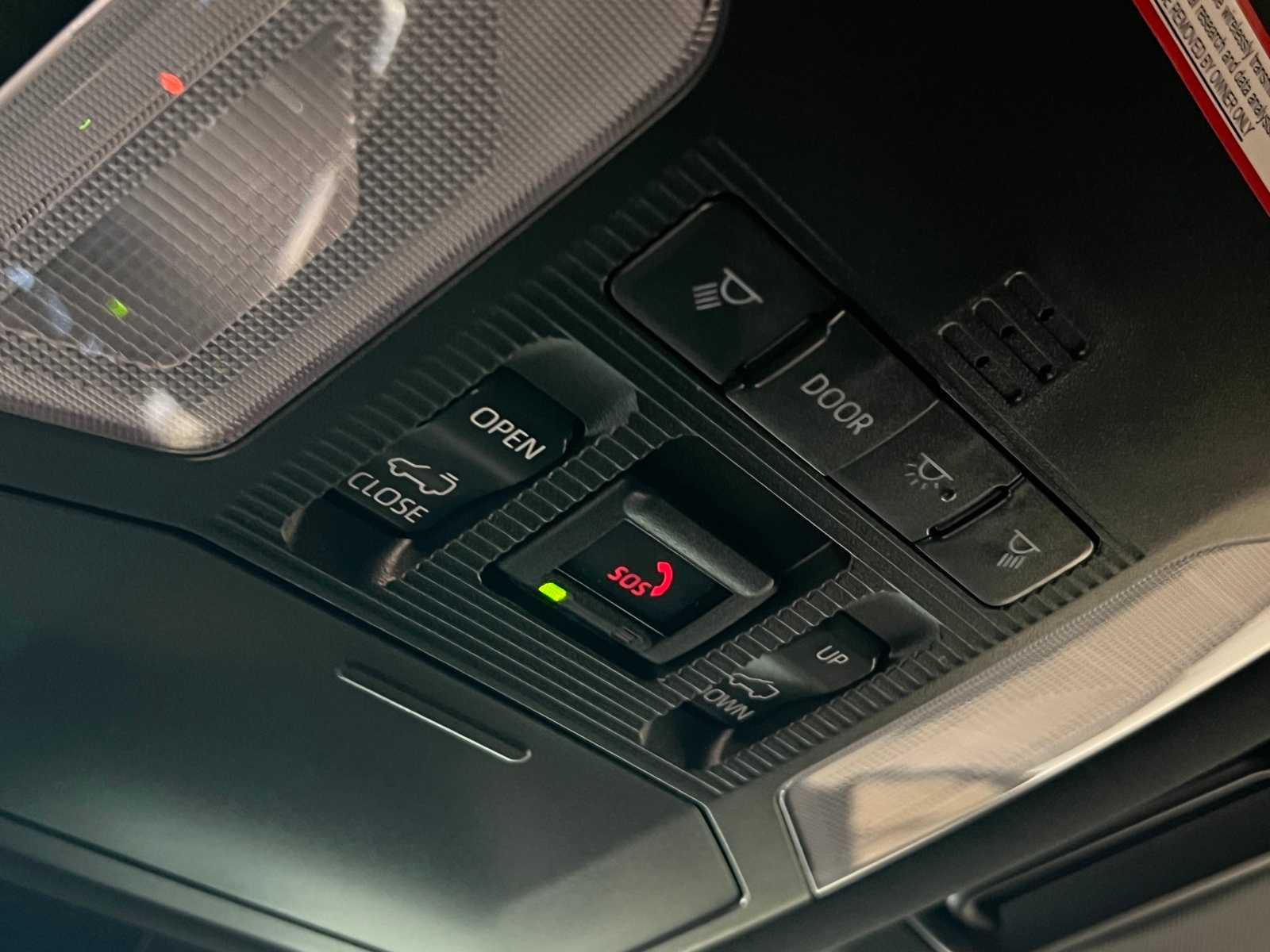 Thumbnail: 2025 Toyota RAV4 - 28