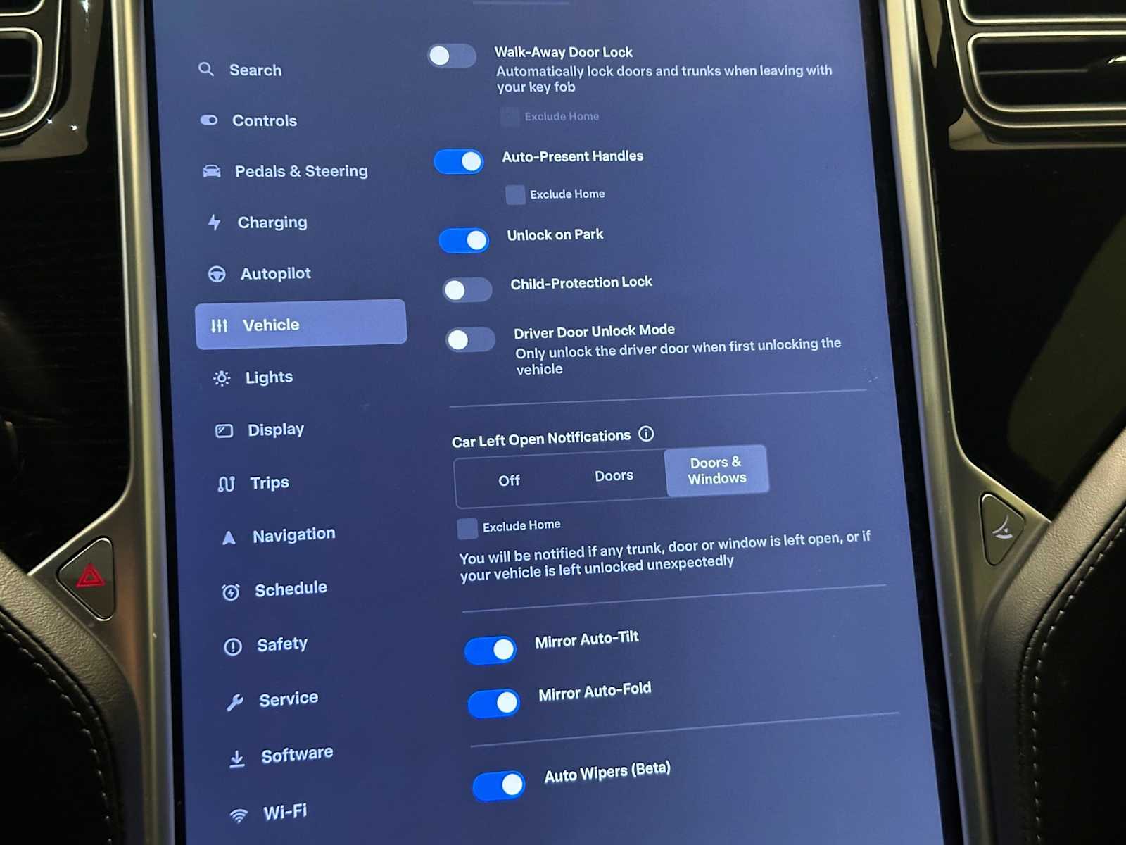 Thumbnail: 2017 Tesla Model S - 18