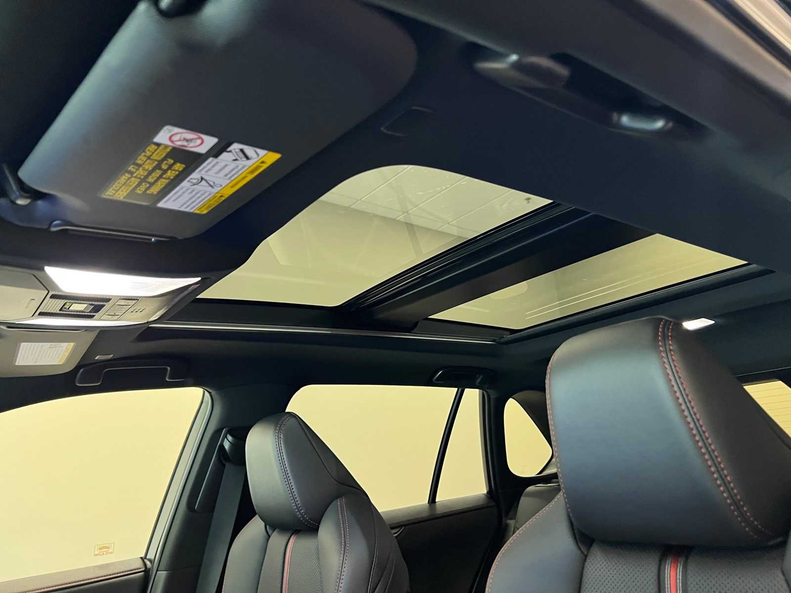 Thumbnail: 2025 Toyota RAV4 - 17