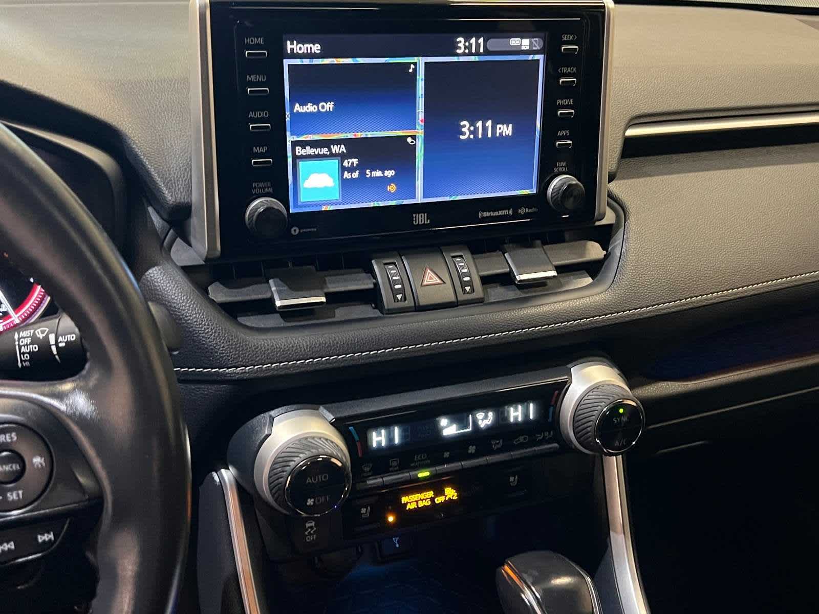 Thumbnail: 2021 Toyota RAV4 - 24