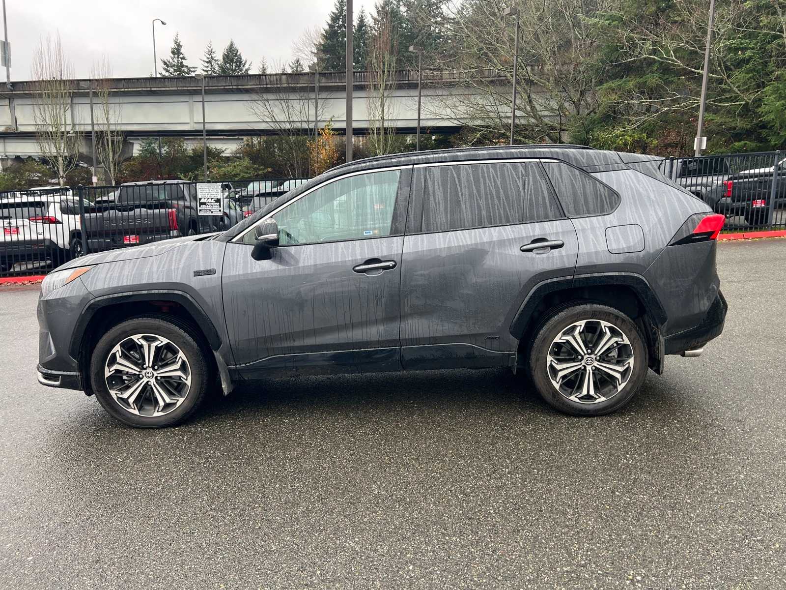 Thumbnail: 2024 Toyota RAV4 - 11