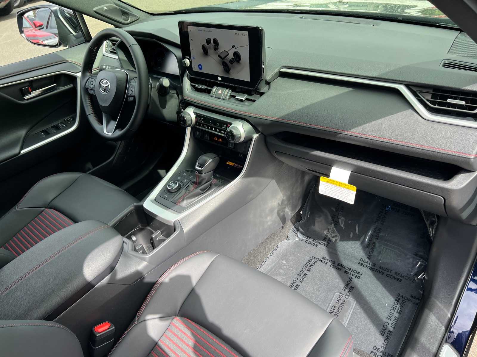 2025 Toyota RAV4 XSE 15