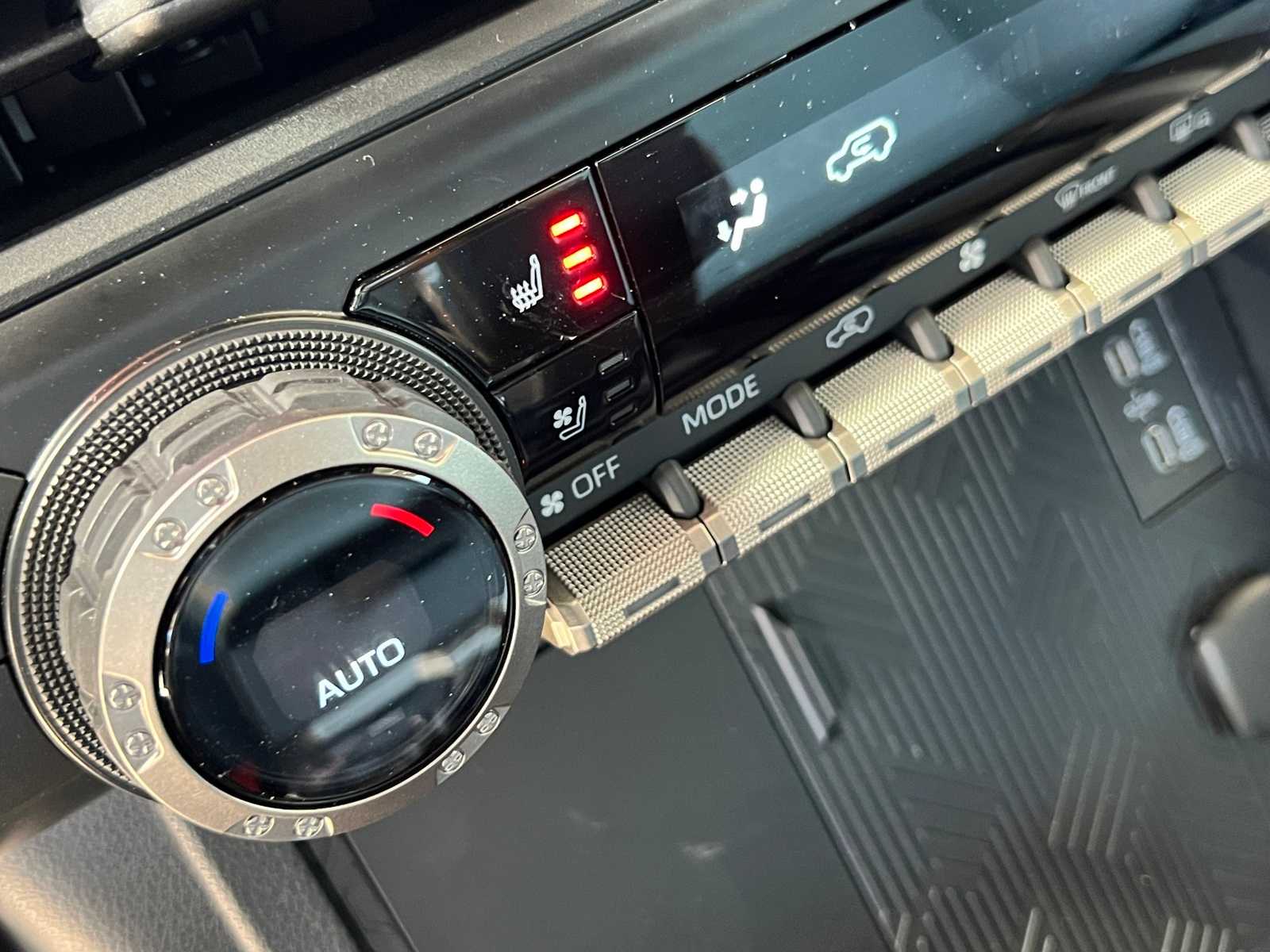 Thumbnail: 2025 Toyota 4Runner - 27