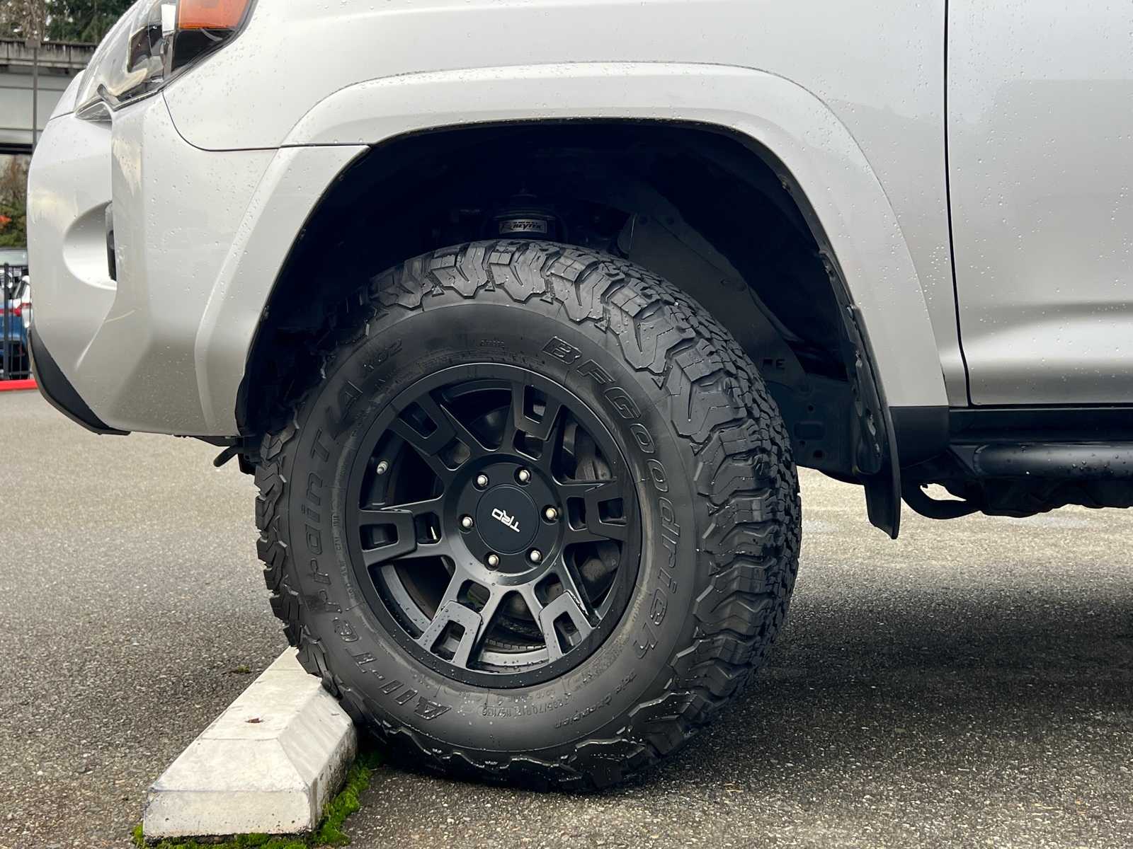 Thumbnail: 2019 Toyota 4Runner - 9