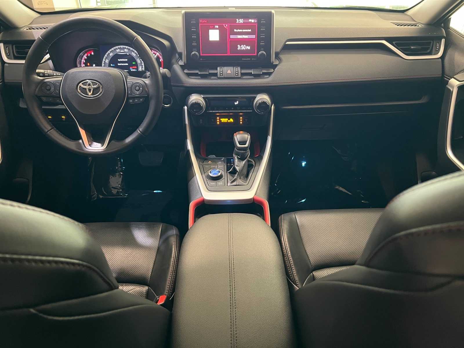 Thumbnail: 2020 Toyota RAV4 - 10