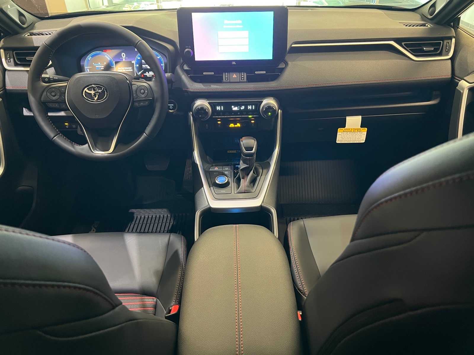 Thumbnail: 2025 Toyota RAV4 - 10