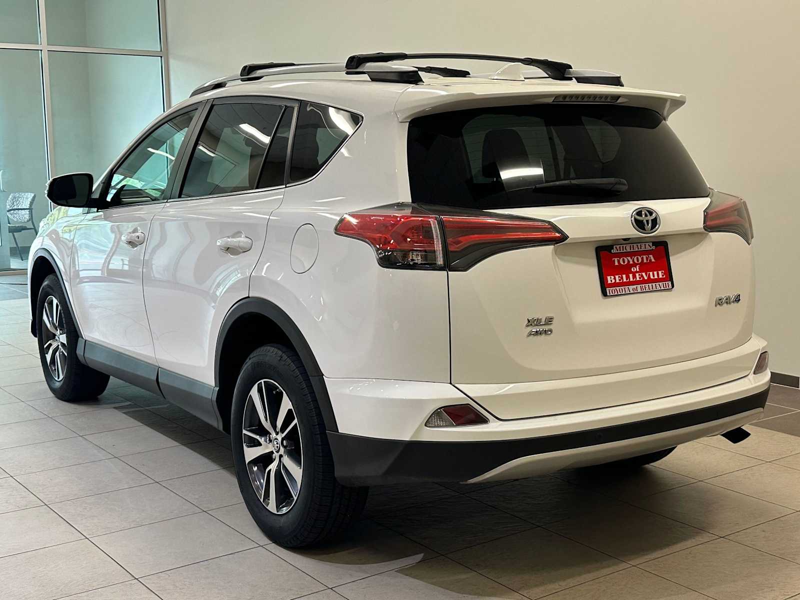 Thumbnail: 2016 Toyota RAV4 - 4