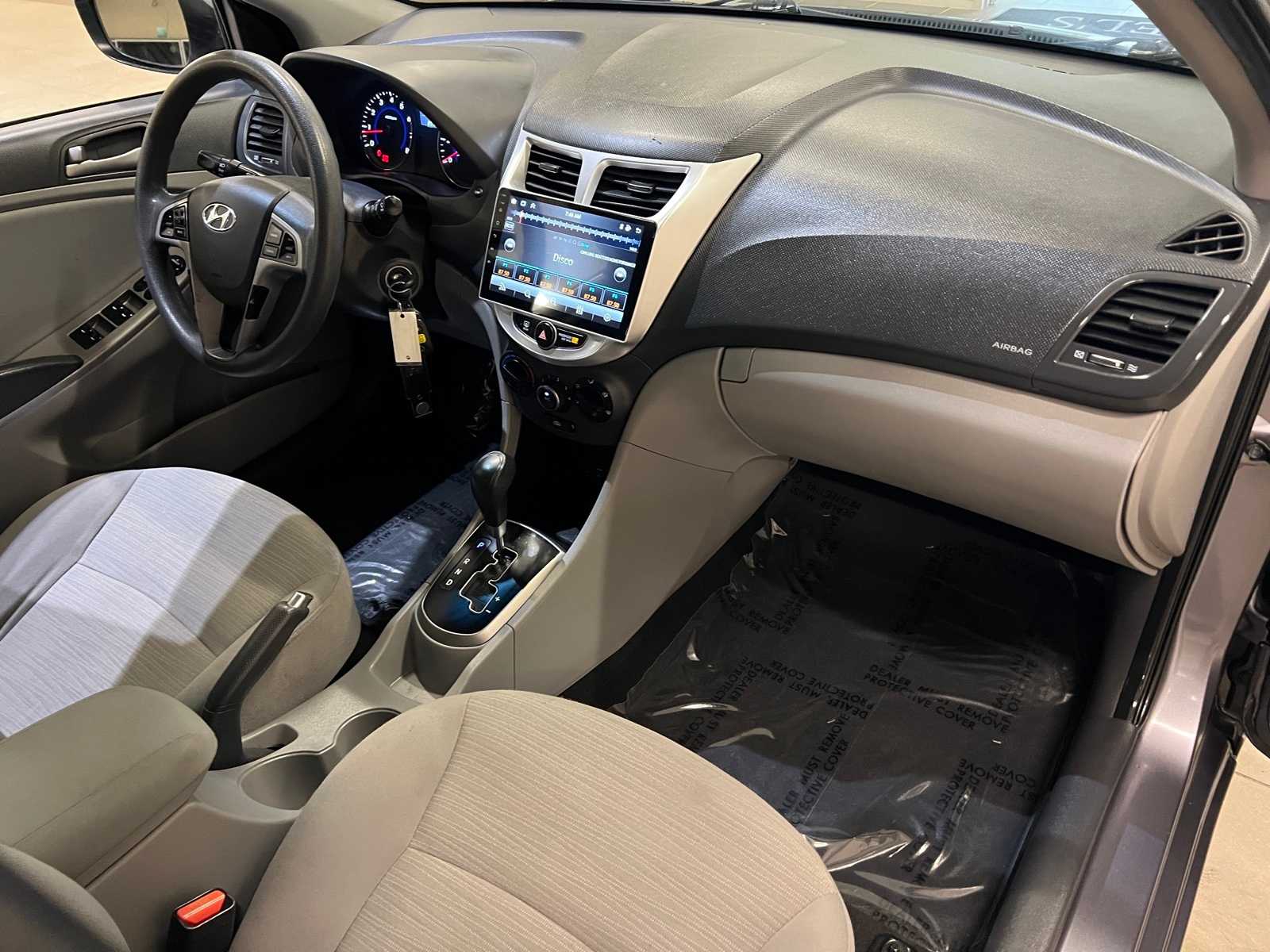 Thumbnail: 2017 Hyundai Accent - 15