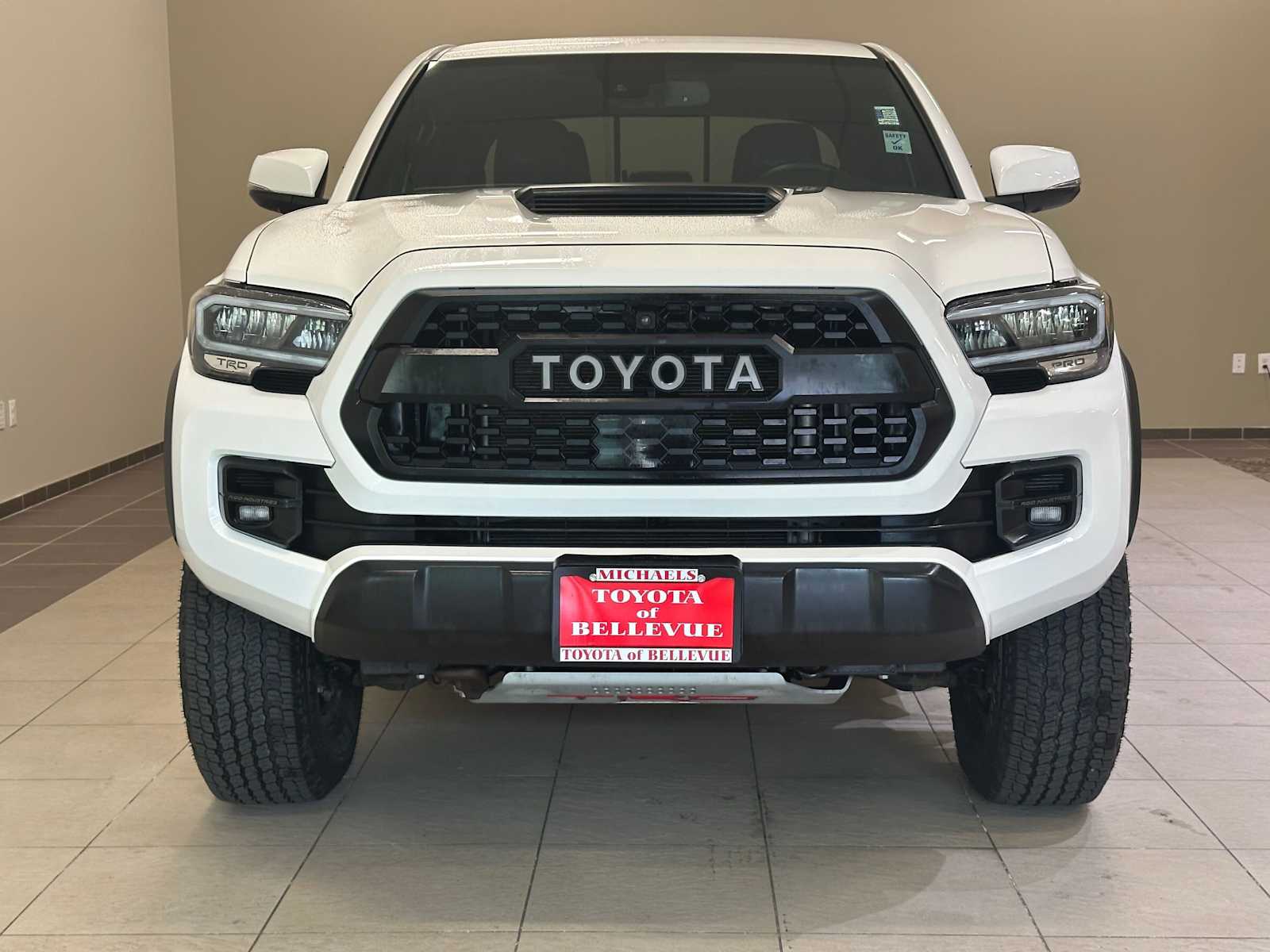 Thumbnail: 2022 Toyota Tacoma - 6