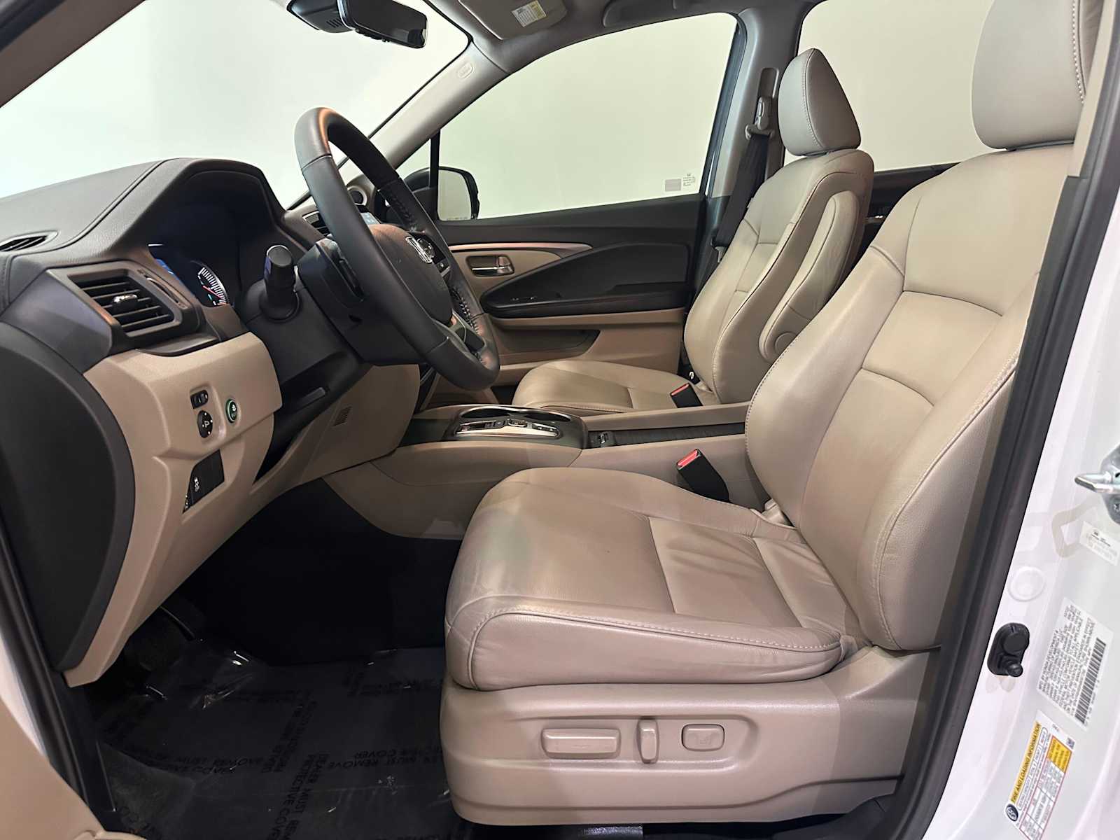 Thumbnail: 2022 Honda Pilot - 21