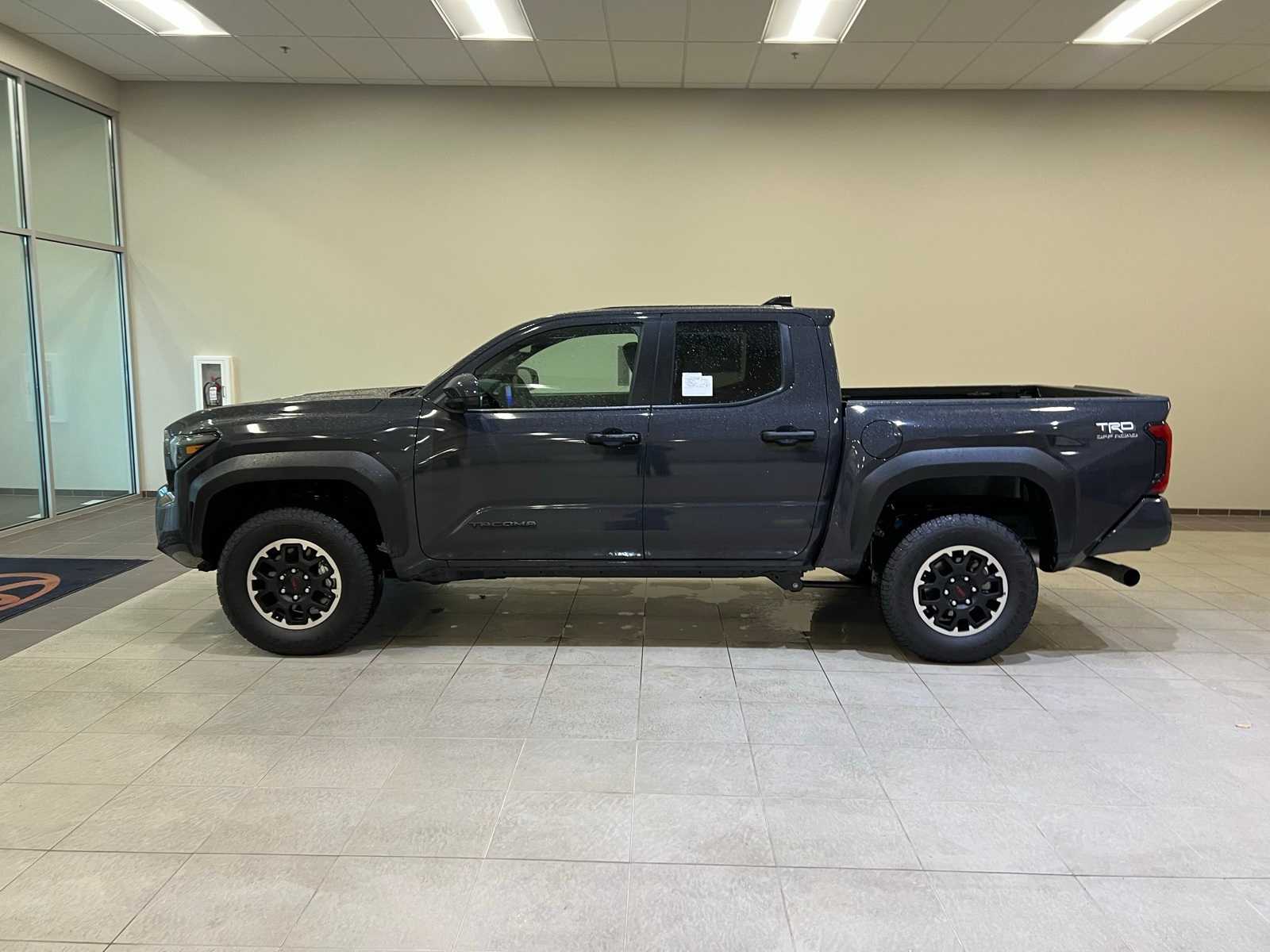 Thumbnail: 2025 Toyota Tacoma - 3