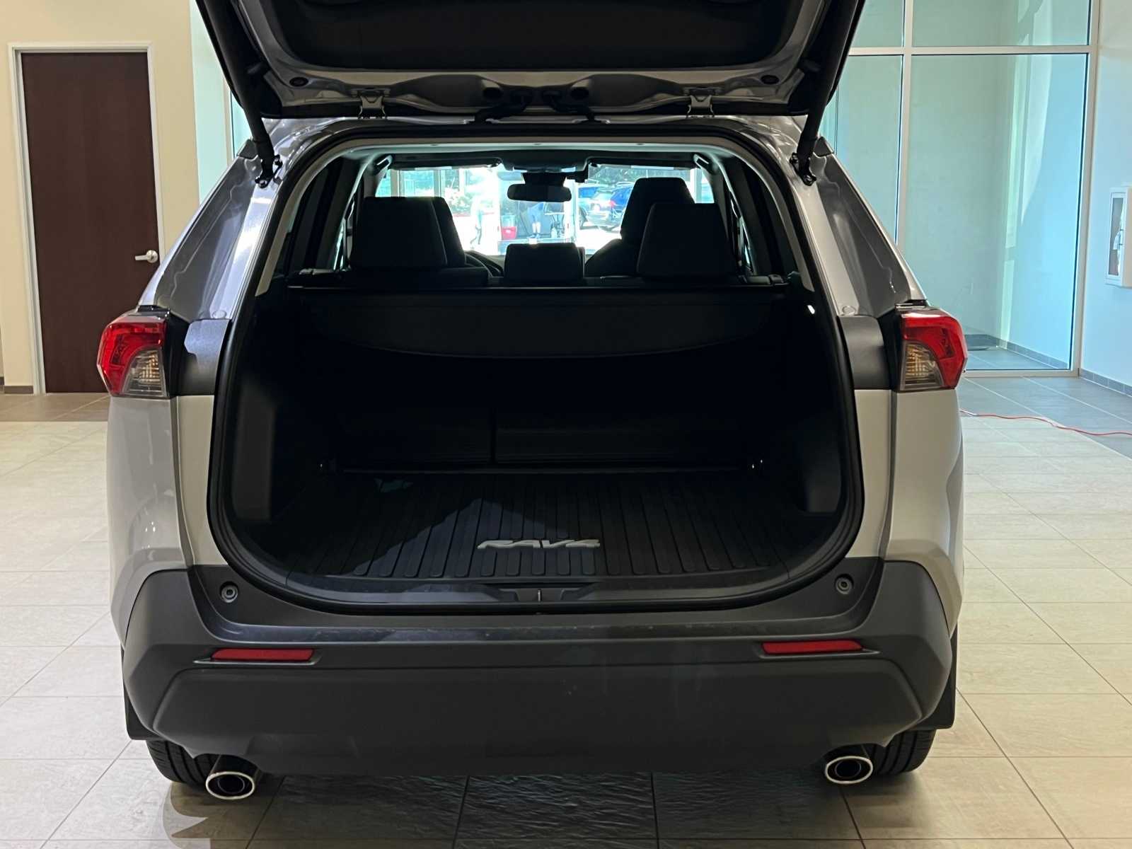 Thumbnail: 2025 Toyota RAV4 - 30