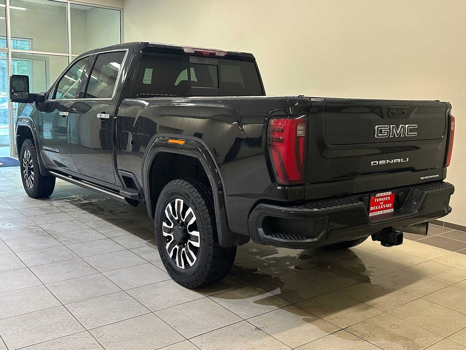 Thumbnail: 2024 GMC Sierra 2500 - 4