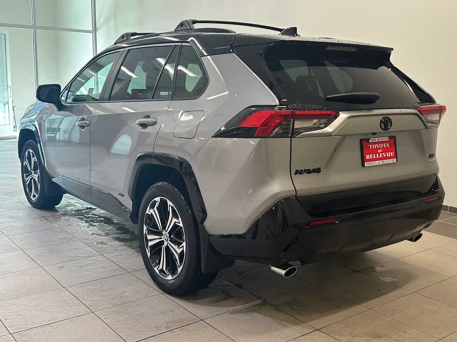 Thumbnail: 2025 Toyota RAV4 - 4