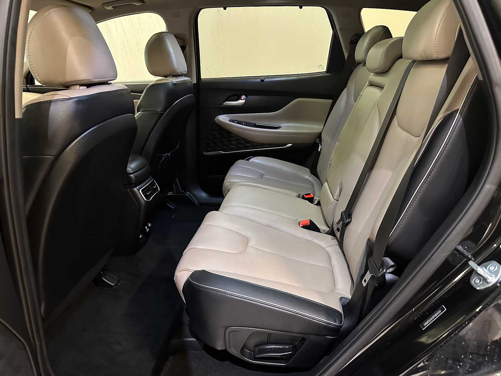 Thumbnail: 2023 Hyundai Santa Fe - 22