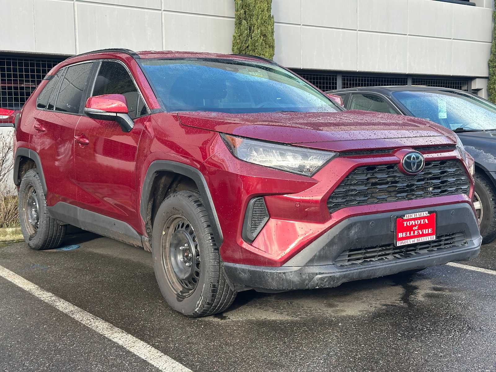 Thumbnail: 2020 Toyota RAV4 - 6