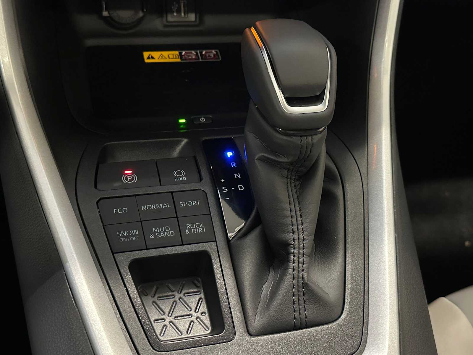 Thumbnail: 2025 Toyota RAV4 - 17