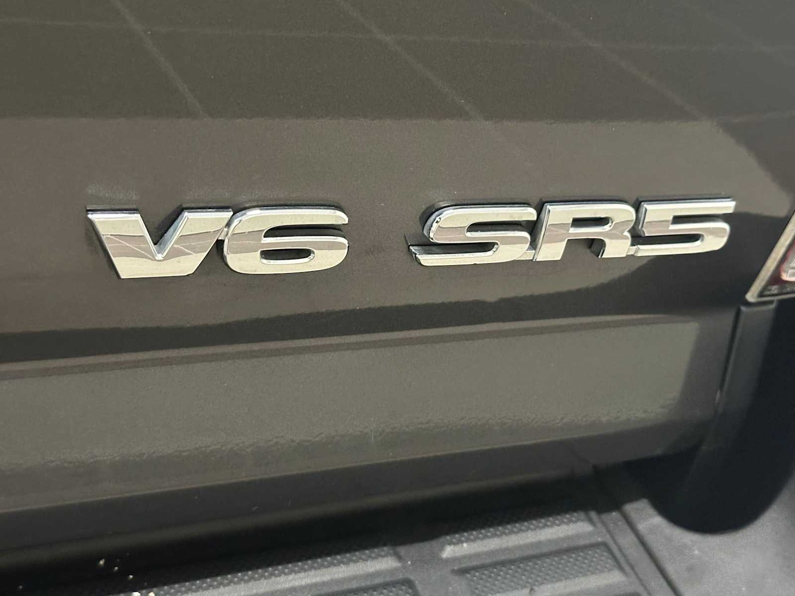 Thumbnail: 2009 Toyota Tacoma - 28