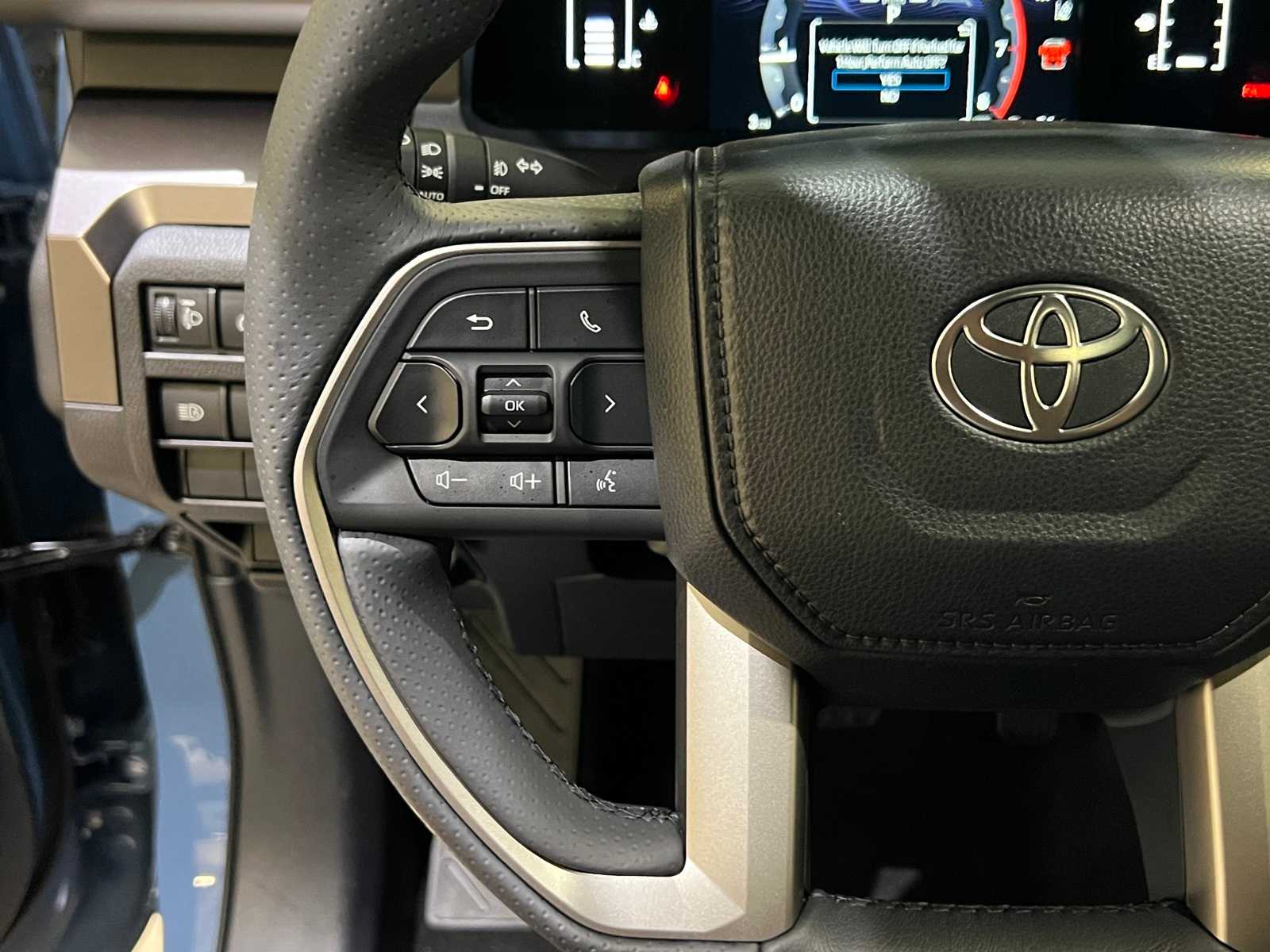 Thumbnail: 2025 Toyota 4Runner - 21