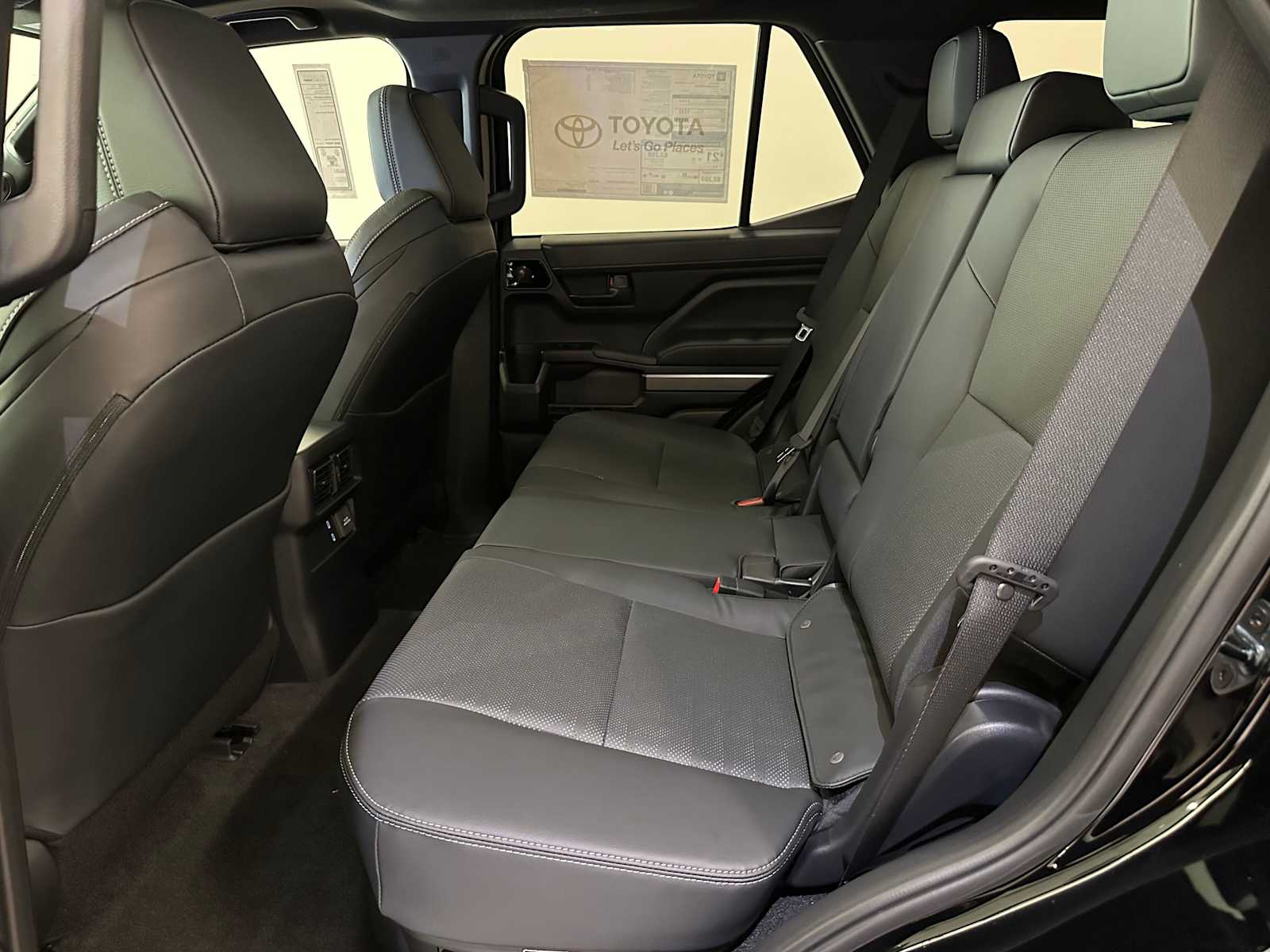 Thumbnail: 2026 Toyota 4Runner - 23