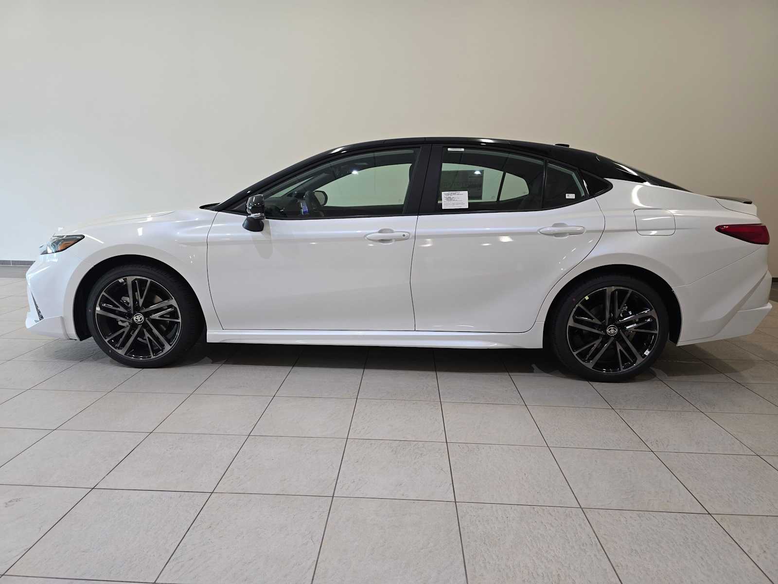 Thumbnail: 2026 Toyota Camry - 3