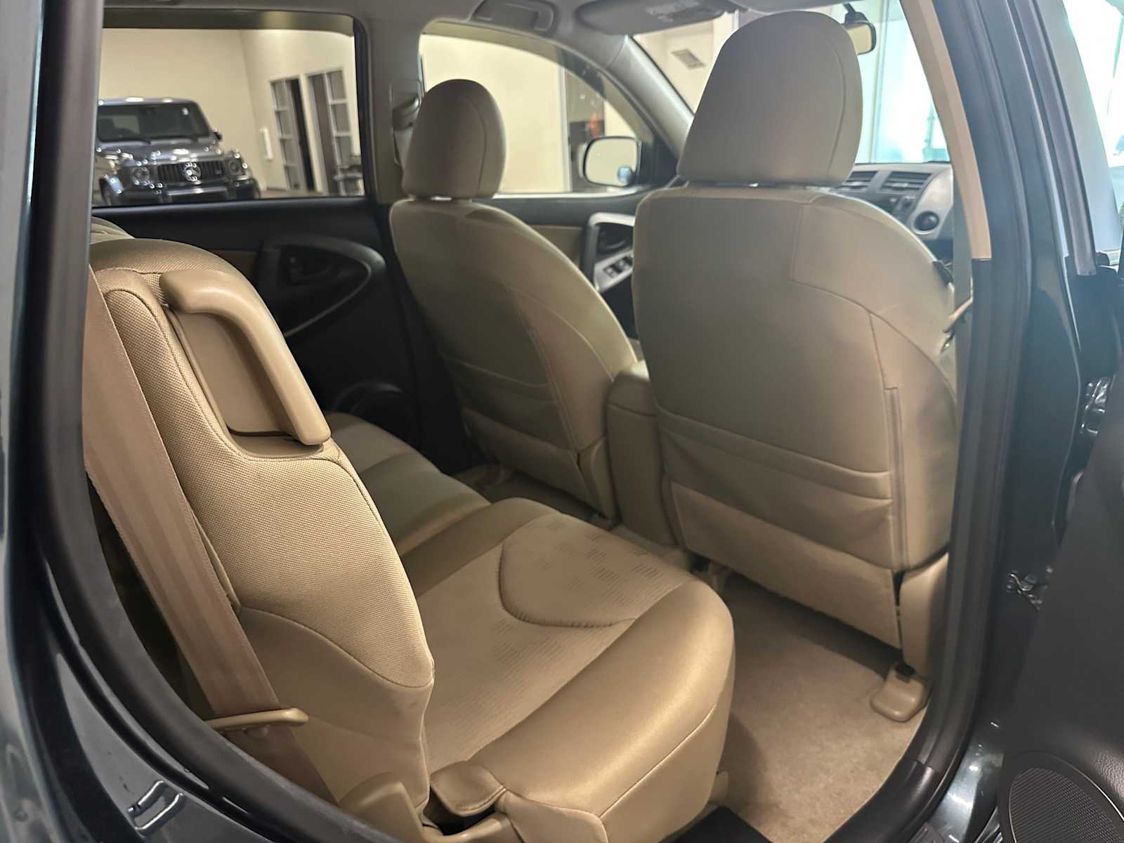 Thumbnail: 2009 Toyota RAV4 - 23