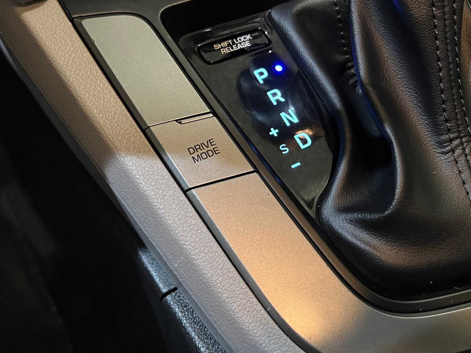 Thumbnail: 2019 Hyundai Elantra - 25