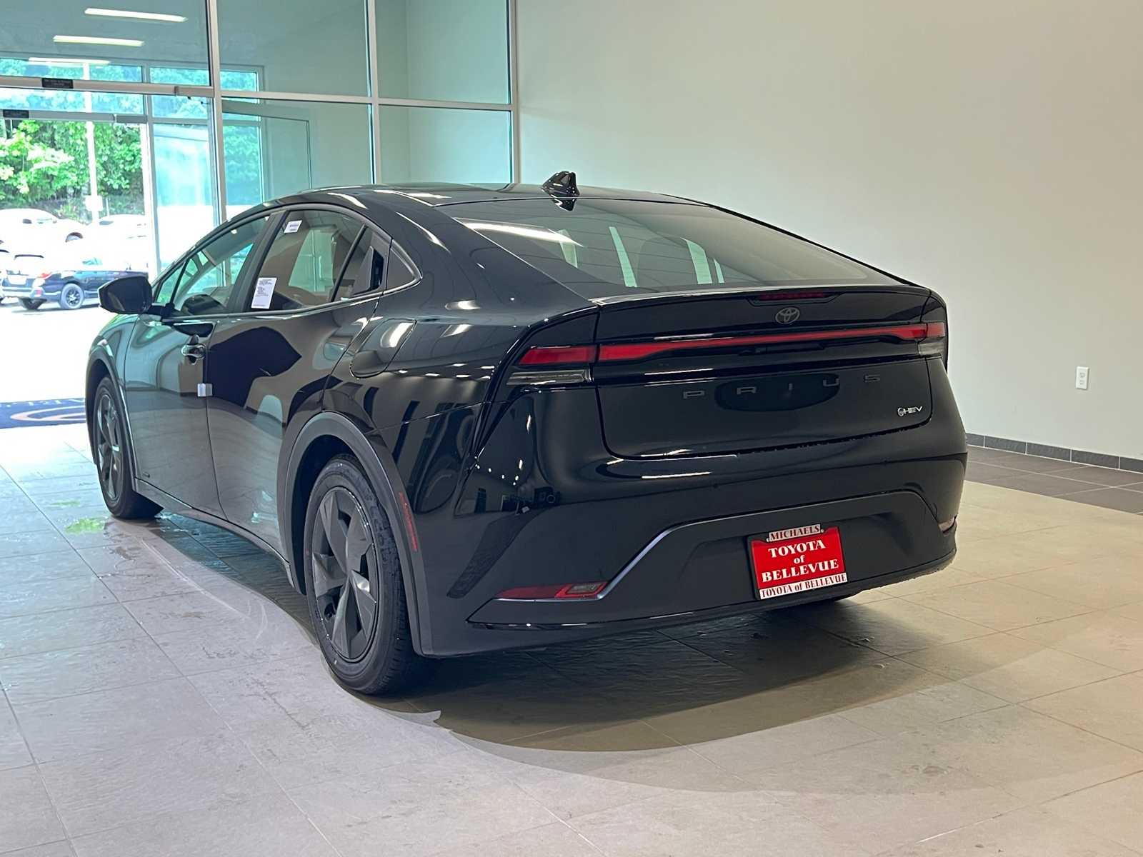 Thumbnail: 2026 Toyota Prius - 4