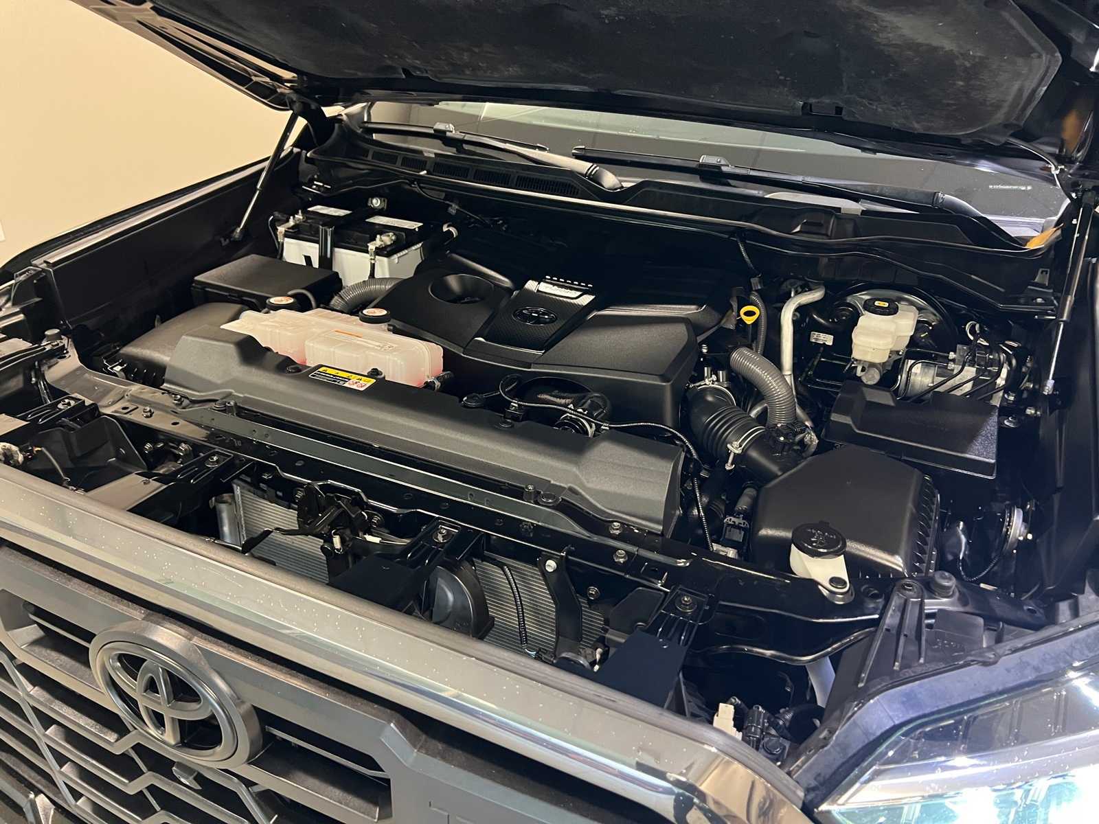 Thumbnail: 2023 Toyota Tundra - 9