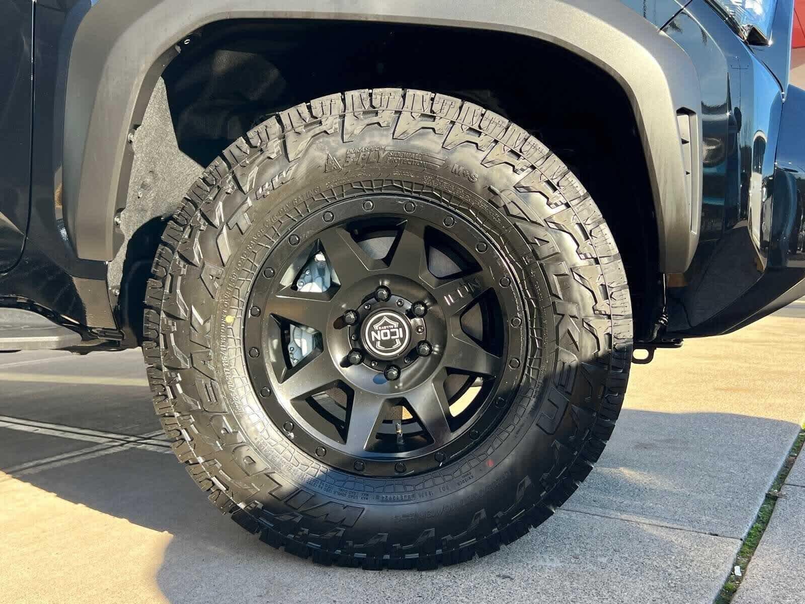 Thumbnail: 2025 Toyota 4Runner - 7