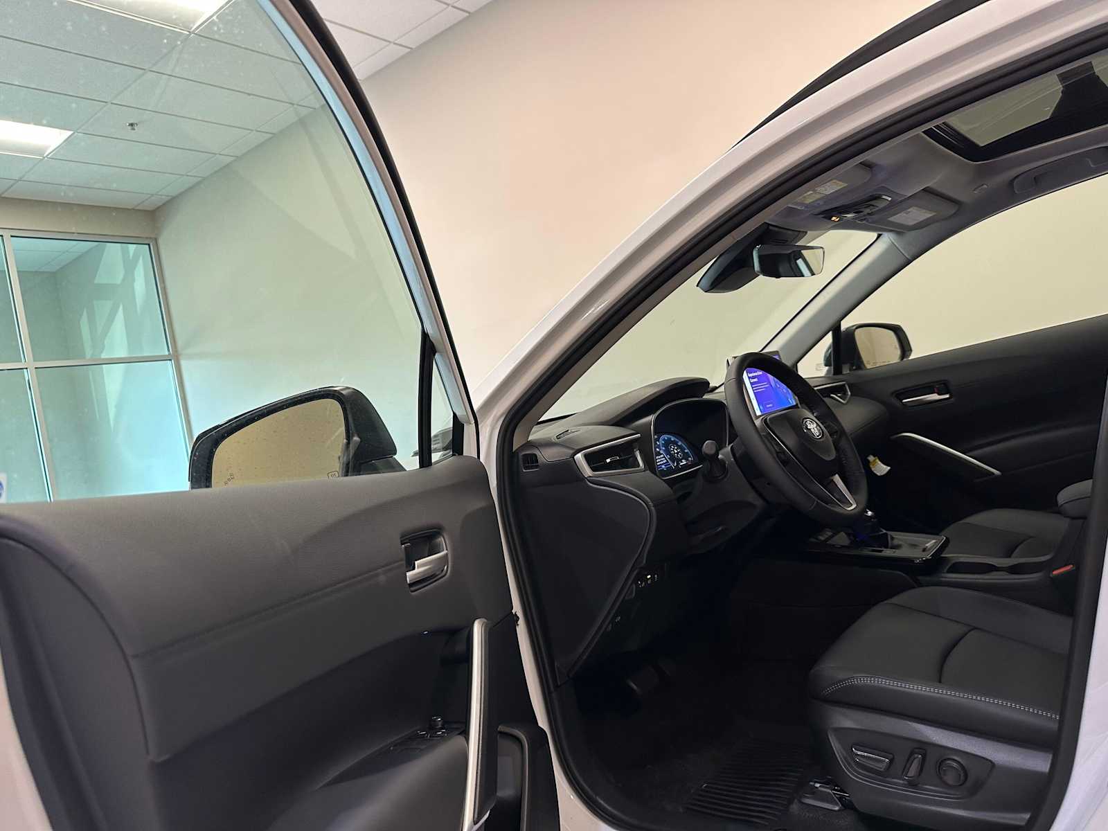 Thumbnail: 2026 Toyota Corolla Cross - 22