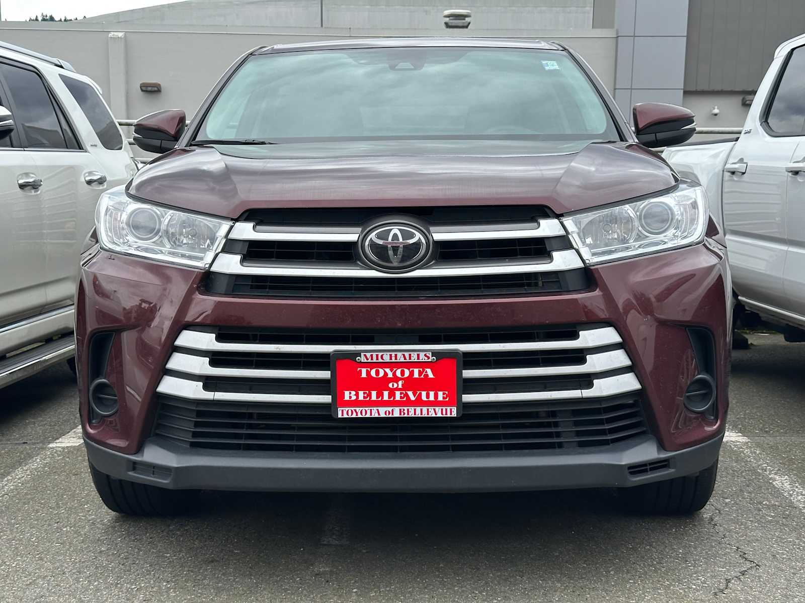 Thumbnail: 2018 Toyota Highlander - 2