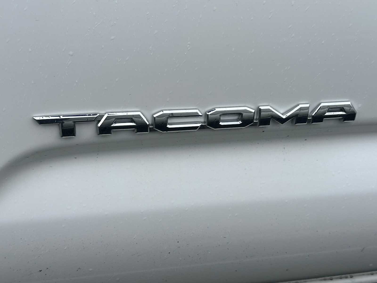 Thumbnail: 2017 Toyota Tacoma - 5
