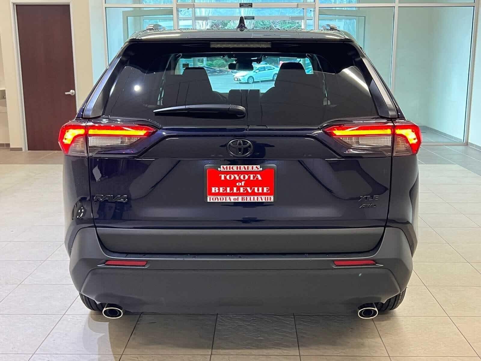 Thumbnail: 2025 Toyota RAV4 - 5