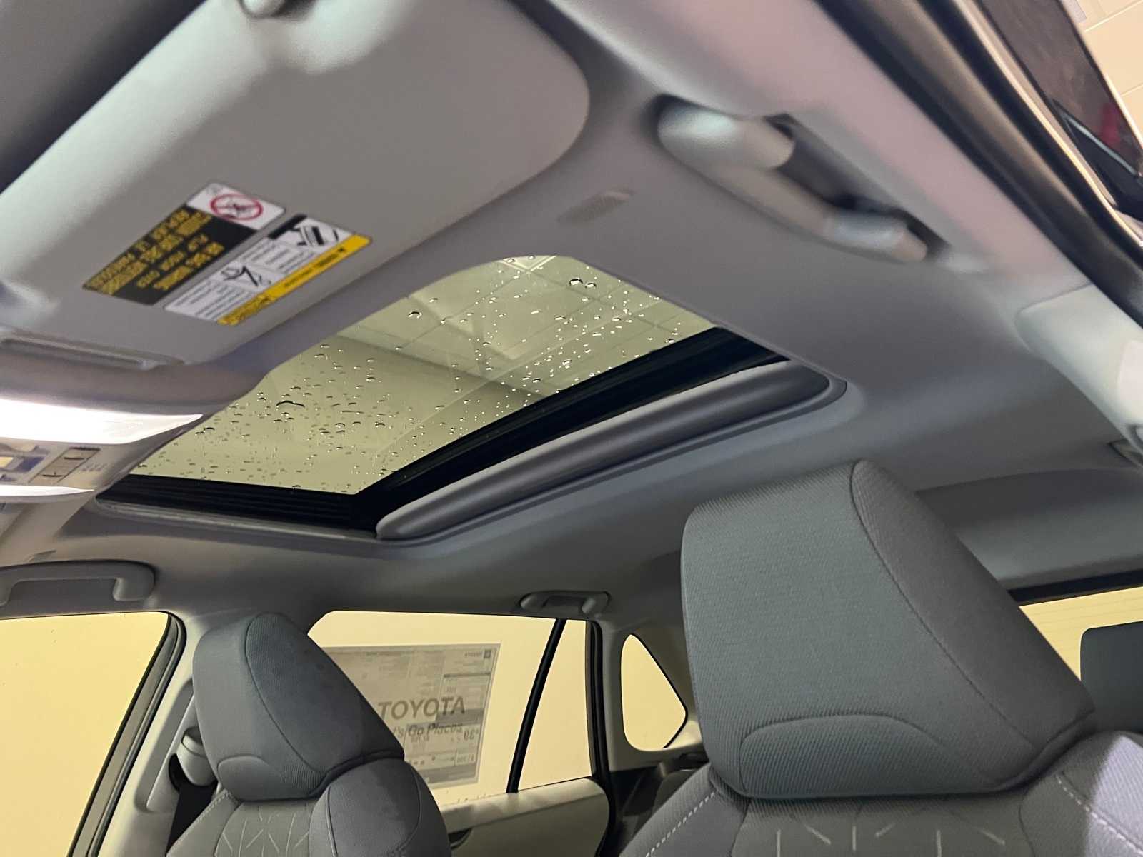 Thumbnail: 2025 Toyota RAV4 - 17