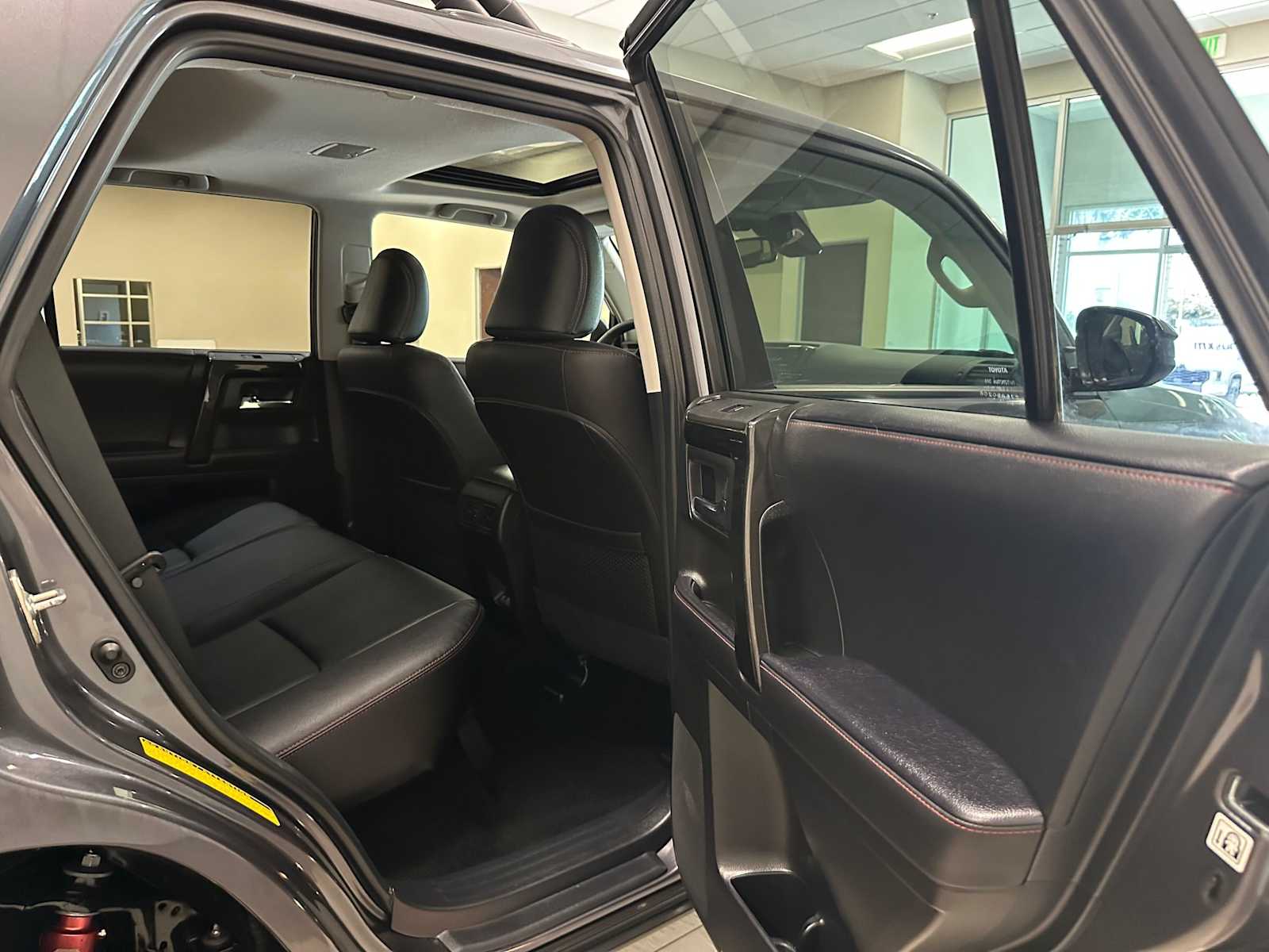 Thumbnail: 2022 Toyota 4Runner - 27