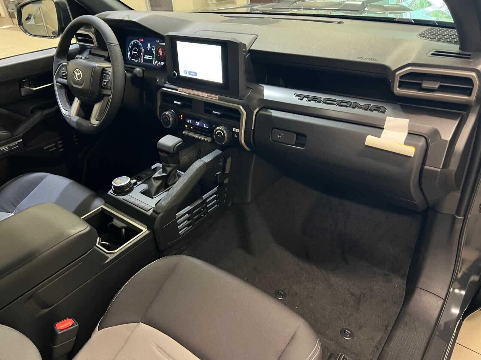 Thumbnail: 2025 Toyota Tacoma - 15