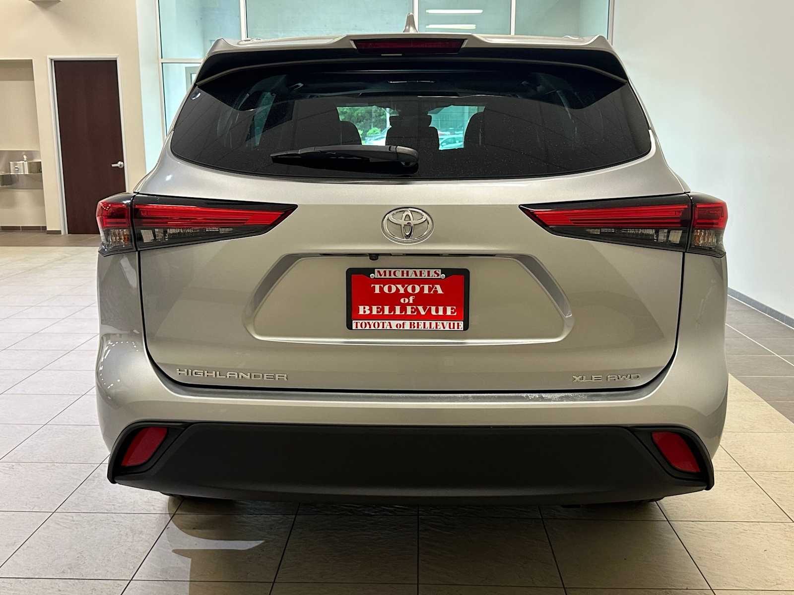 Thumbnail: 2021 Toyota Highlander - 5
