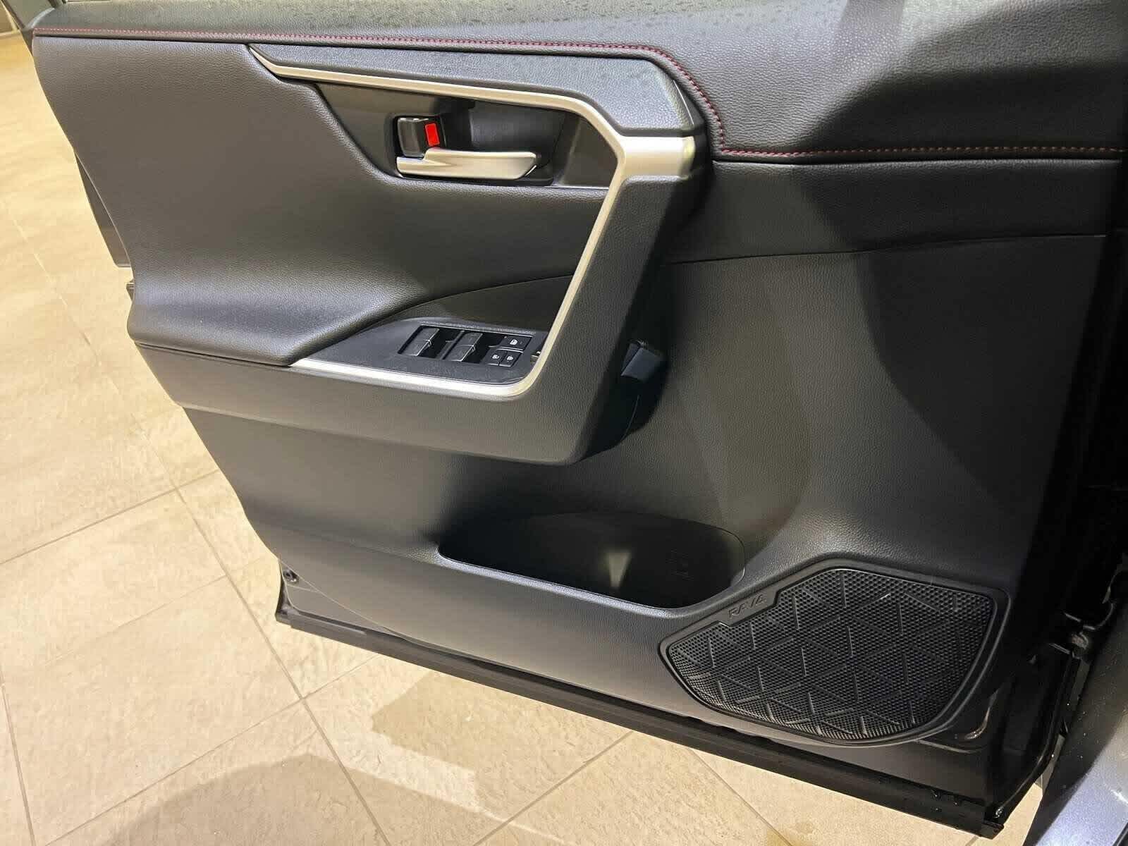 Thumbnail: 2024 Toyota RAV4 - 18