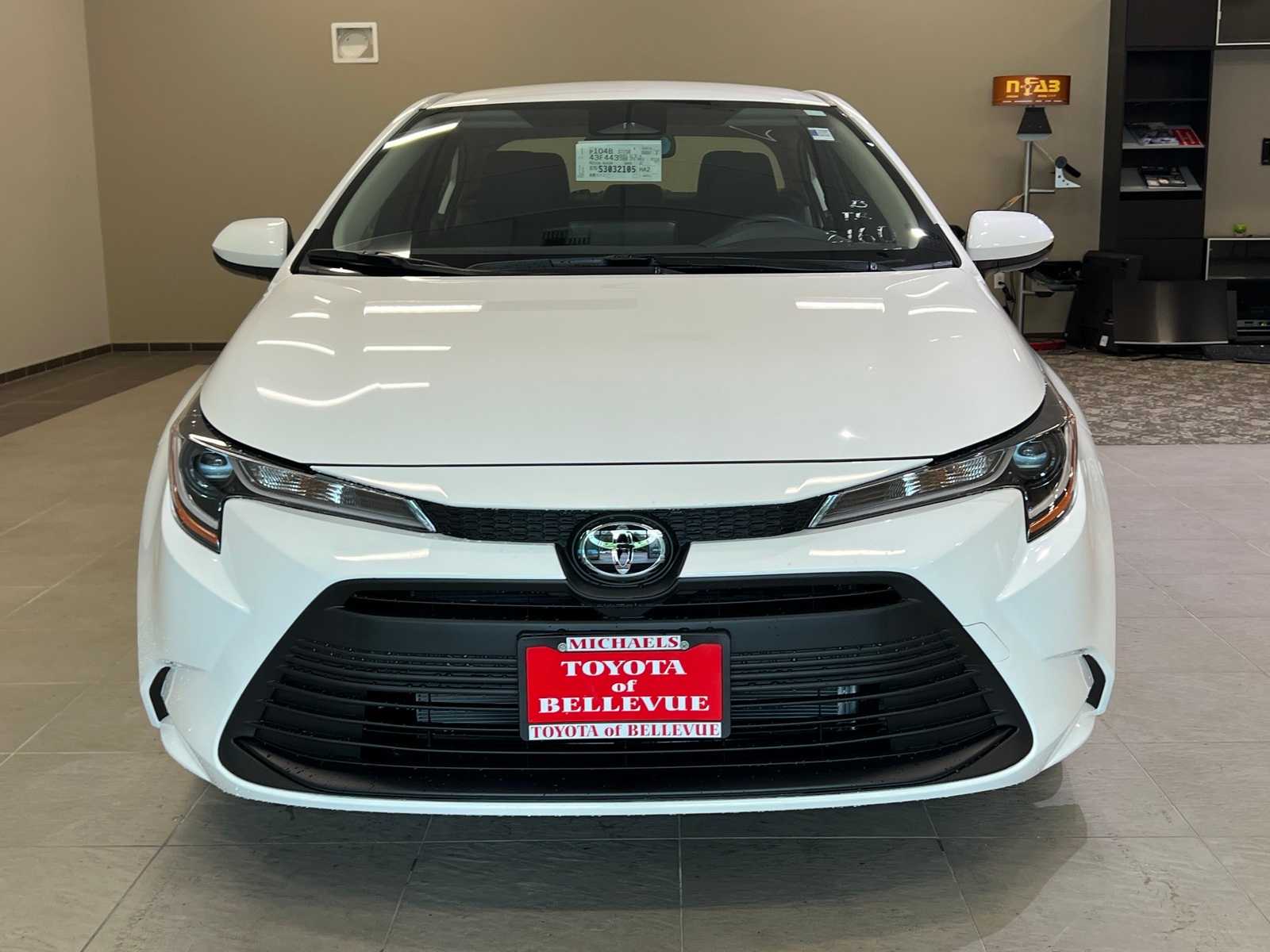 Thumbnail: 2025 Toyota Corolla - 8