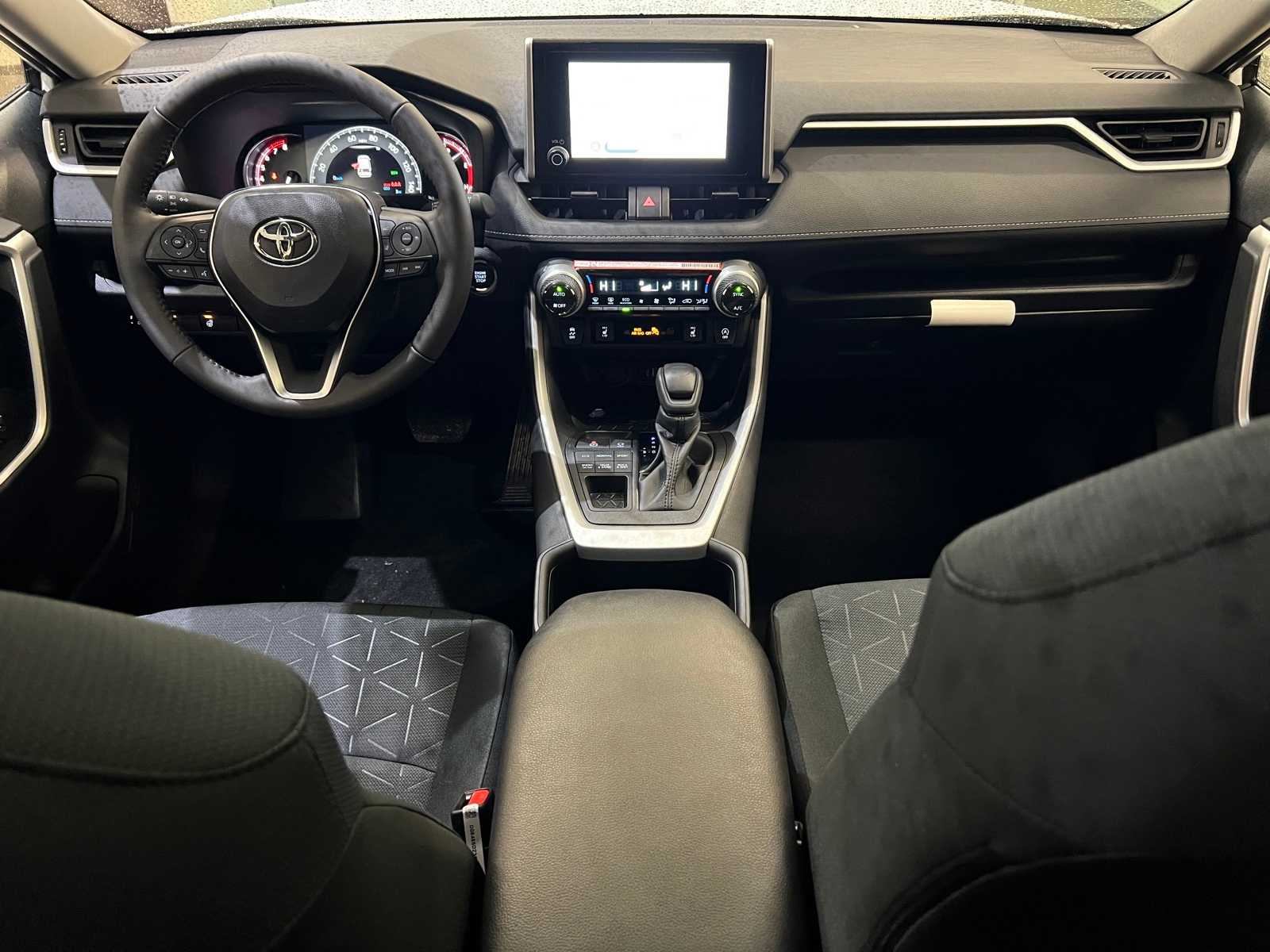 Thumbnail: 2025 Toyota RAV4 - 10